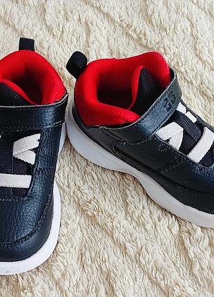 Дитячі кросівки jordan оригінал 14.5 см устілка