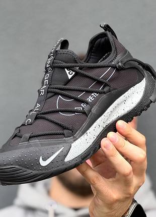 Nike acg mountain fly