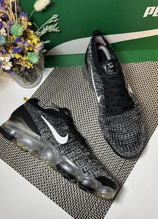 Оригінальні кросівки nike vapormax