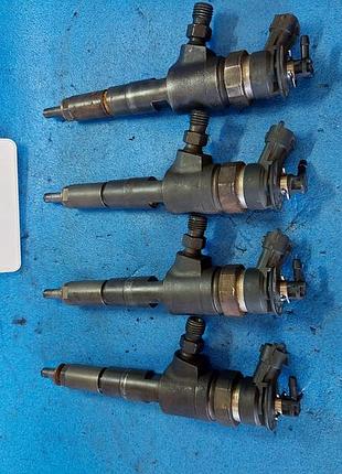 Форсунка дизельна peugeot 1.4 hdi форсункаи 0445110135 bosch