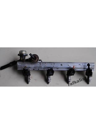 Форсунка топливная honda 1.6 16v d16w1 берег б/у оригинал