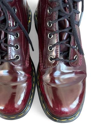Вишневі черевики dr martens 1460 7