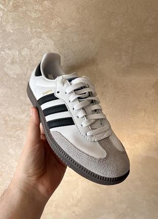 Жіночі кеди від adidas samba 2