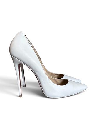 Білі жіночі туфлі на каблуку christian louboutin