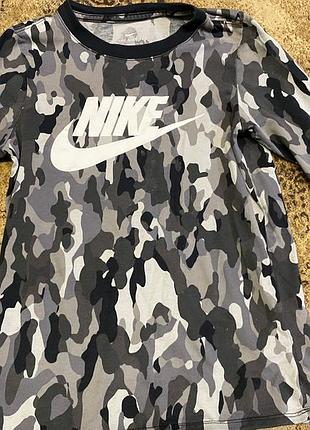 Кофта, футболка, реглан nike для мальчика 128-137см