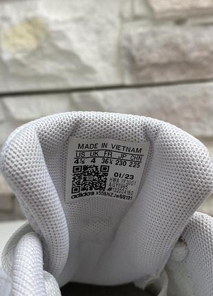 Оригінальні кросівки adidas advantage 6