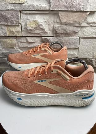 Жіночі кросівки brooks ghost max