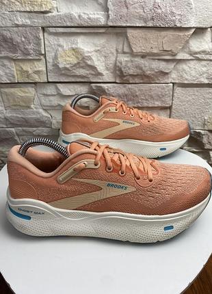 Жіночі кросівки brooks ghost max 2