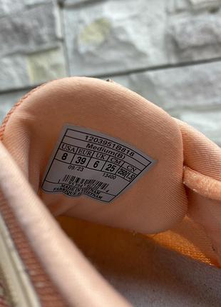 Жіночі кросівки brooks ghost max 6