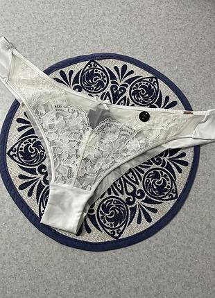 Трусики  noir hunkemoller 🎀  розмір: xl