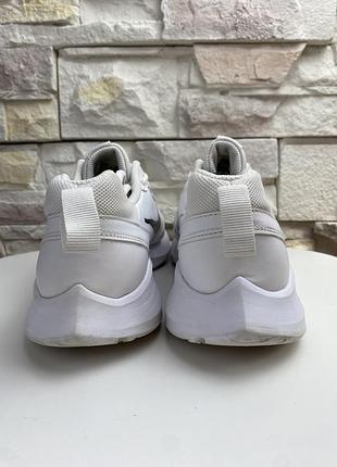 Оригінальні кросівки nike todos 4