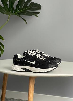 Мужские кроссовки nike initiator black white gore-tex 394045-096