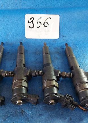 Форсунка дизельна peugeot 1.4 hdi форсункаи 0445110252 bosch