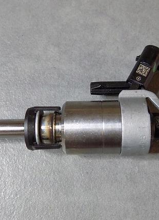 Форсунка топливная volkswagen oe 0261500244 бензинова б/у оригинал