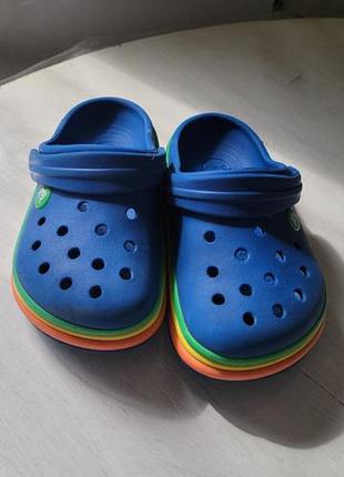 Crocs j1 дитячі шльопанці
