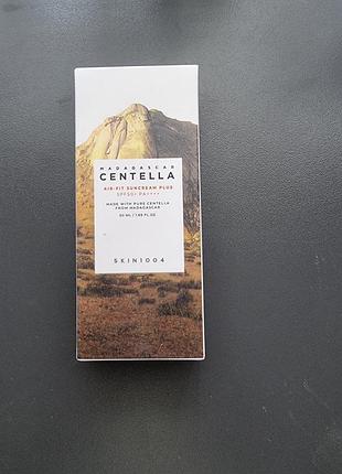 Skin1004 madagascar centella air-fit suncream plus spf50+ pa++++