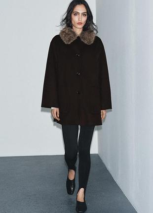 Коричневе вовняне пальто zara