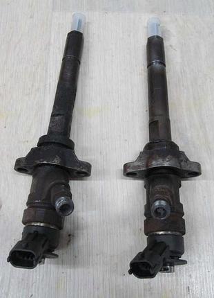 Форсунка топливная peugeot 1.6 hdi 0445110311 б/у оригинал