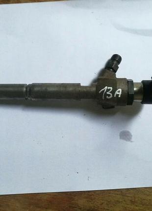 Форсунка топливная renault 8200380235 h8200294788 б/у оригинал