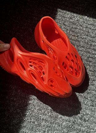 Adidas yeezy тапочки