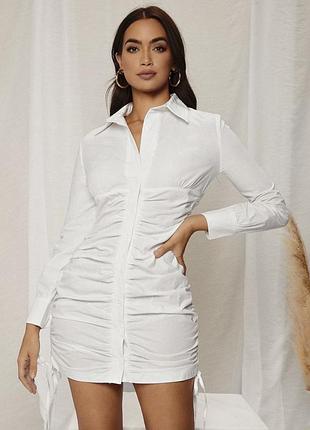 Біла сукня сорочка котонова по фігурі prettylittlething
