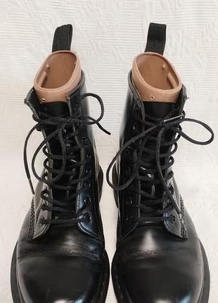 Класичні високі черевики на шнурівці dr. martens 1460 mono black