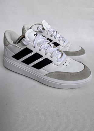 Кросівки adidas