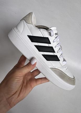 Кросівки adidas 6