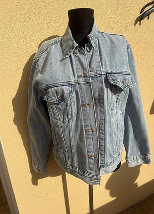 Джинсова куртка levi’s