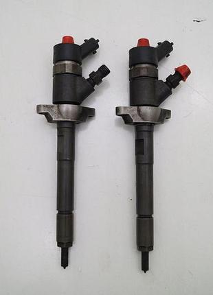 Форсунка топливная ford peugeot 1.6 hdi tdci 0445110 259 б/у оригинал