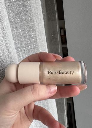 Рідкий хайлайтер rare beauty positive light liquid luminizer (15 мл)