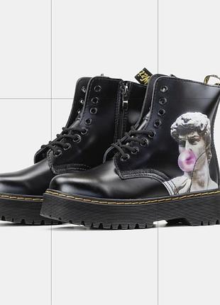 Женские ботинки dr.martens