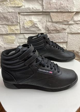 Оригінальні кросівки reebok freestyle hi 2
