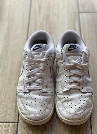 Кросівки nike dunk low triple white 6