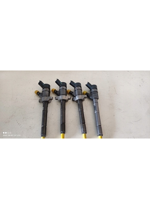 Форсунка дизельна 1,6 hdi tdci bosch 0445110259