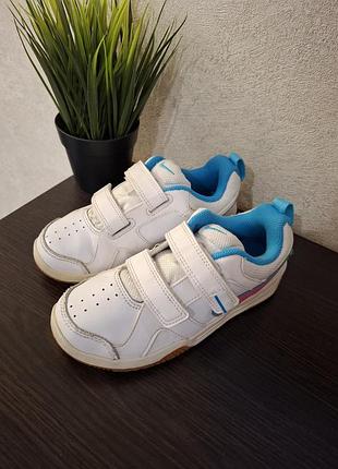Кросівки для дівчинки nike lykin 11.  30р 3