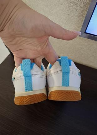 Кросівки для дівчинки nike lykin 11.  30р 5
