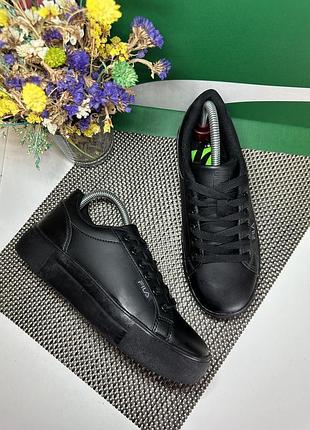 Оригинальные кроссовки fila
