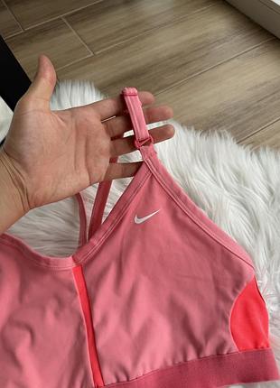 Спортивный топ nike 2