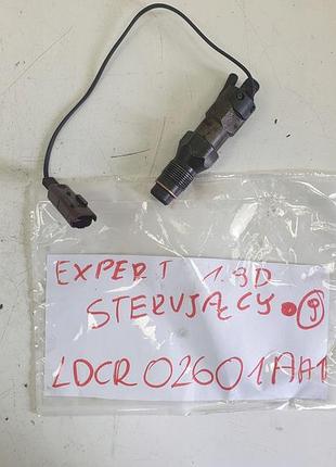 Форсунка дизельна peugeot expert 1.9 d injector control вприс