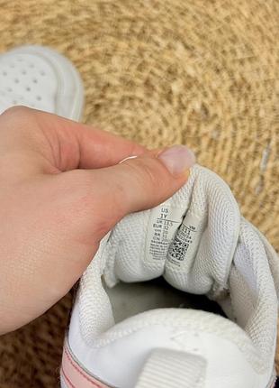 Кросівки nike для дівчинки 10