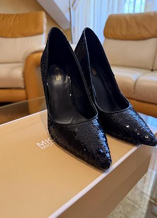 Чорні туфлі michael kors 2