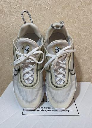 Кроссовки жіночі nike 2090 4