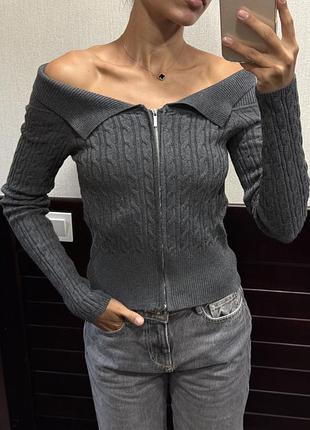 Сірий светр bershka 2