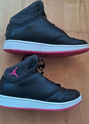 Кроссовки 37 nike jordan 3