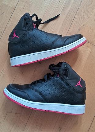Кроссовки 37 nike jordan