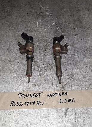 Форсунки дизельні 9652173780 peugeot partner 2.0 hdi