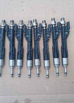 Форсунка топливная bmw g11 g30 g05 бензинова 8638255 n63b44c б/у оригинал