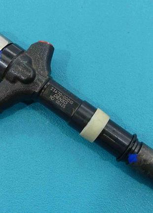 Форсунка дизельна toyota corolla e12 23670-0g010 2.0 d4d