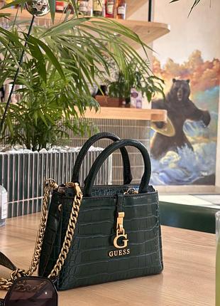 Небольшая сумочка guess в изумрудном цвете оригинал